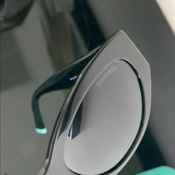 Tiffany & Co. Black Cat-Eye Sunglasses - Picture 6 of 6